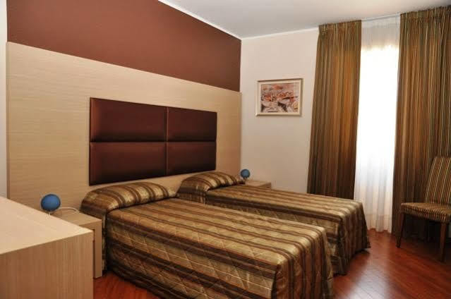 Hotel Dulcinea Múggia Eksteriør billede
